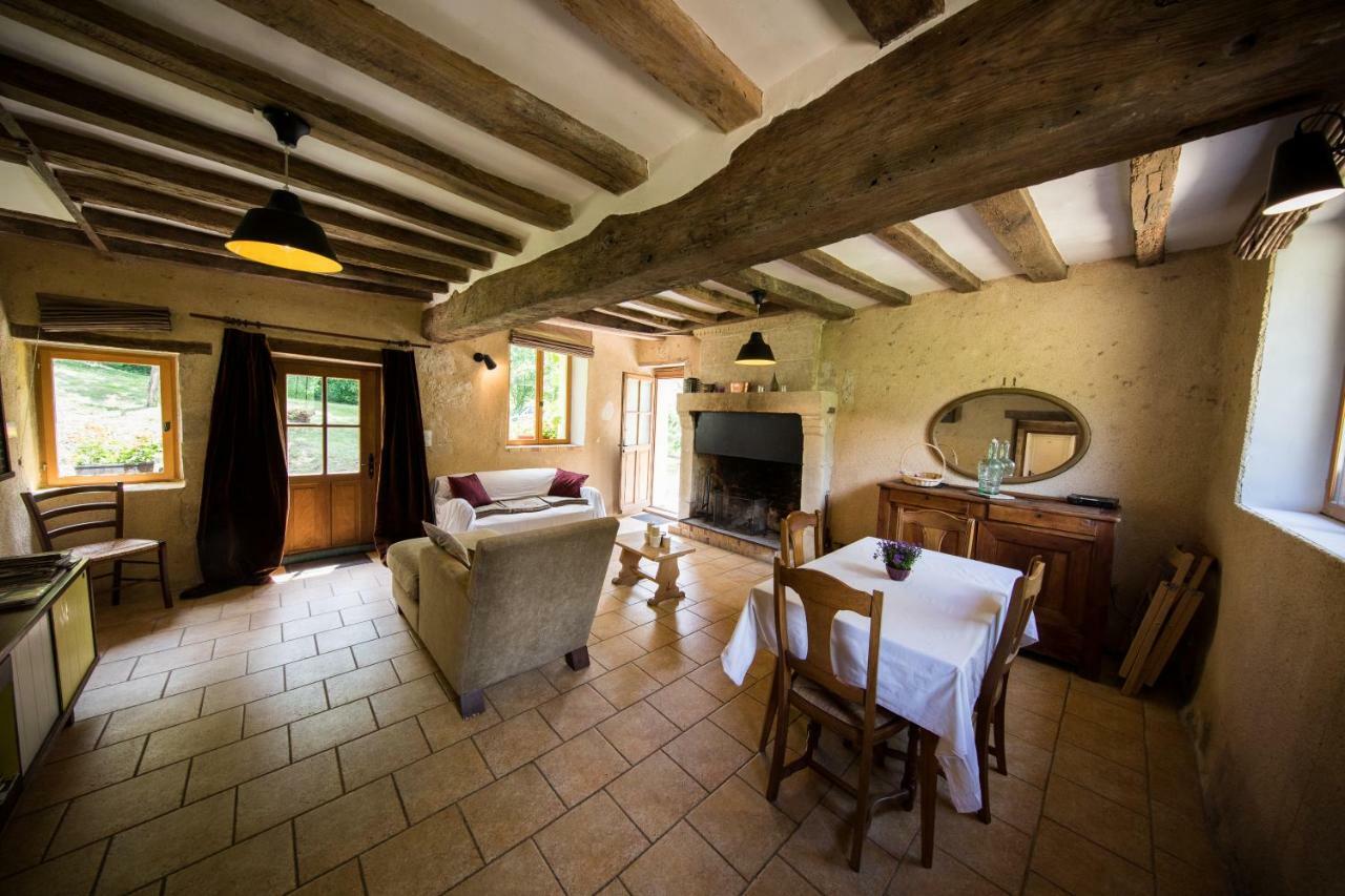 Holiday Home Le Vaugarnier Couture-sur-Loir エクステリア 写真